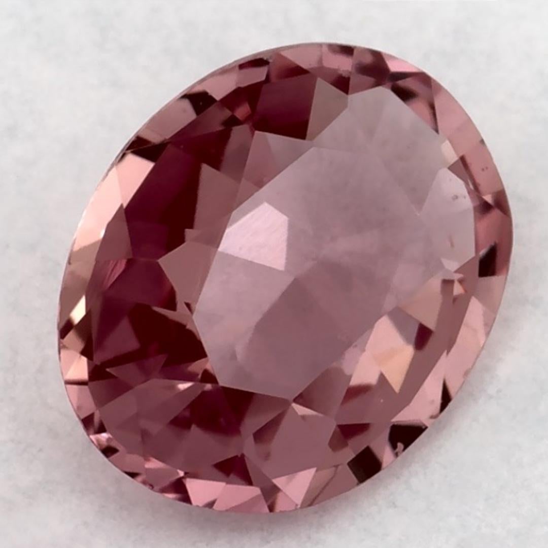 Una pietra natale di settembre molto preziosa con un delizioso colore rosa. Si ritiene che portino fortuna e fortuna alla vita.

Esplora la vivace collezione di smeraldi, rubini e zaffiri nel nostro negozio, disponibili come gemme sciolte e