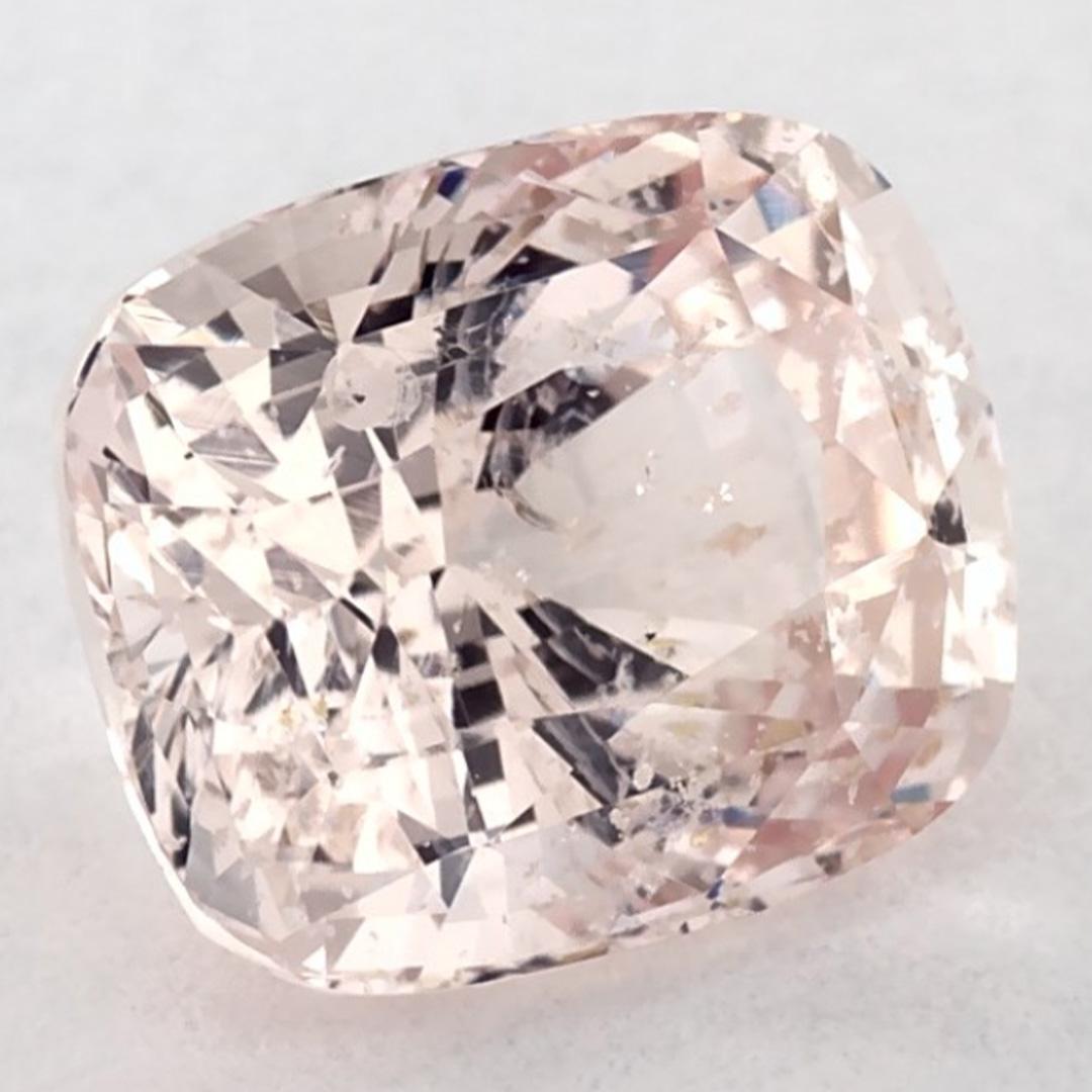 Ein sehr wertvoller September-Geburtsstein mit einer bezaubernden rosa Farbe. Man glaubt, dass sie dem Leben Glück und Reichtum bringen.

Entdecken Sie die lebendige Kollektion von Smaragden, Rubinen und Saphiren in unserem Geschäft, die als lose