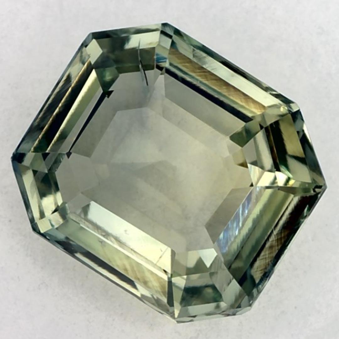 Gema suelta de zafiro verde octogonal de 2.55 qt Corte octogonal en venta