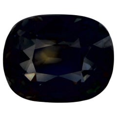 1.71 Ct Zaffiro Verde Cuscino Gemma Sfusa