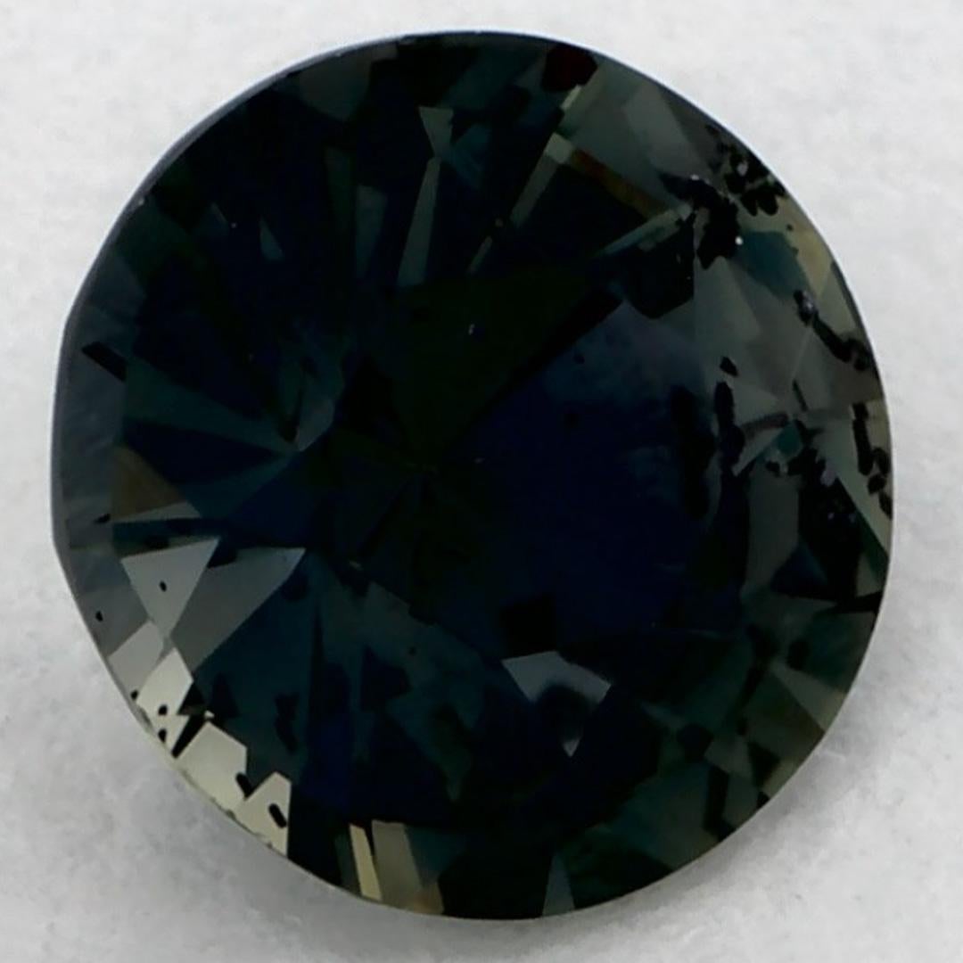 Una pietra natale di settembre molto preziosa con un delizioso colore verde. Si ritiene che portino fortuna e fortuna alla vita.

Esplora la vivace collezione di smeraldi, rubini e zaffiri nel nostro negozio, disponibili come gemme sciolte e