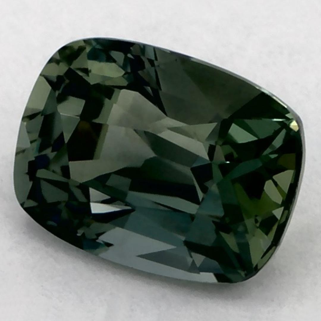 Taglio cuscino 1.00 Ct Zaffiro Verde Cuscino Gemma Sfusa in vendita