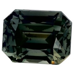 1.02 carati di zaffiro verde ottagonale sfuso