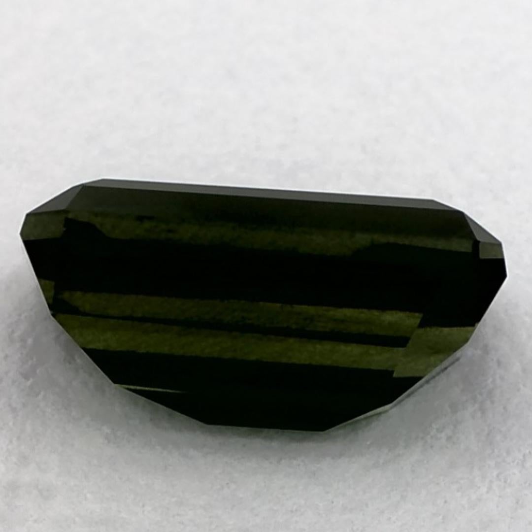 Gema suelta de zafiro verde octogonal de 3.11 qt en Nuevo estado para la venta en Fort Lee, NJ