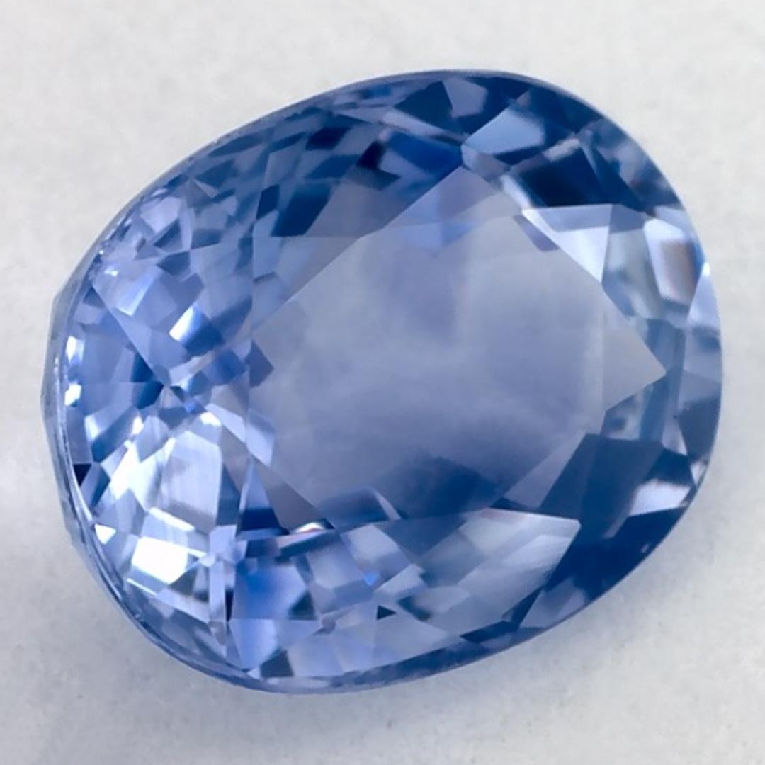 Taglio ovale 2.07 carati di zaffiro blu ovale sfuso in vendita