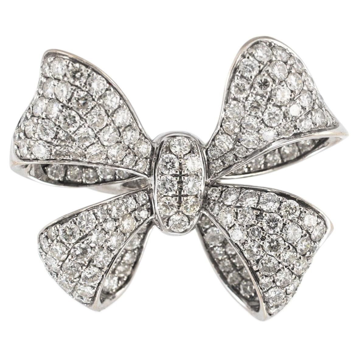 Ladies 18K White Gold 5.00ctw Pave Diamond Bow Statement Cocktail Ring For Sale
