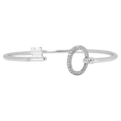 Tiffany & Co. Bracciale rigido a cuffia Keys Wire in oro bianco 18 carati con pavé di diamanti da 0,20 carati totali