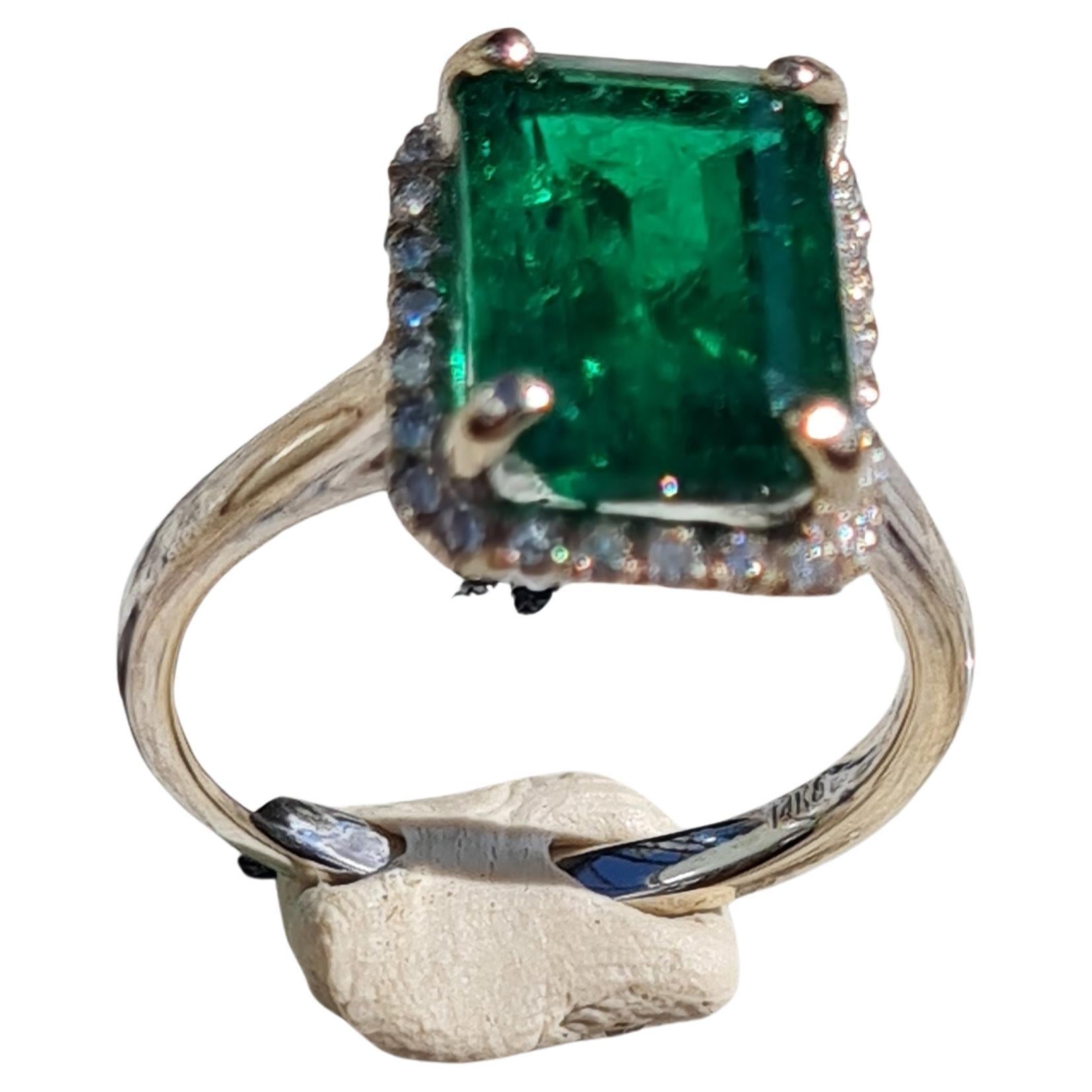 Women's GIA Certified 4.54 CT Zambian Emerald Ring For Sale