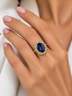 IGI Certified French Cocktail Ring 18kt Yellow Gold with Sapphire and Diamonds