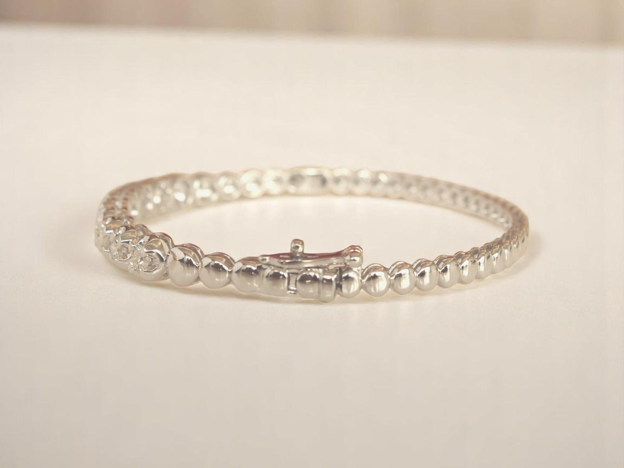 Pulsera apilable con diamante solitario en oro macizo de 14 quilates (certificado) en venta 2
