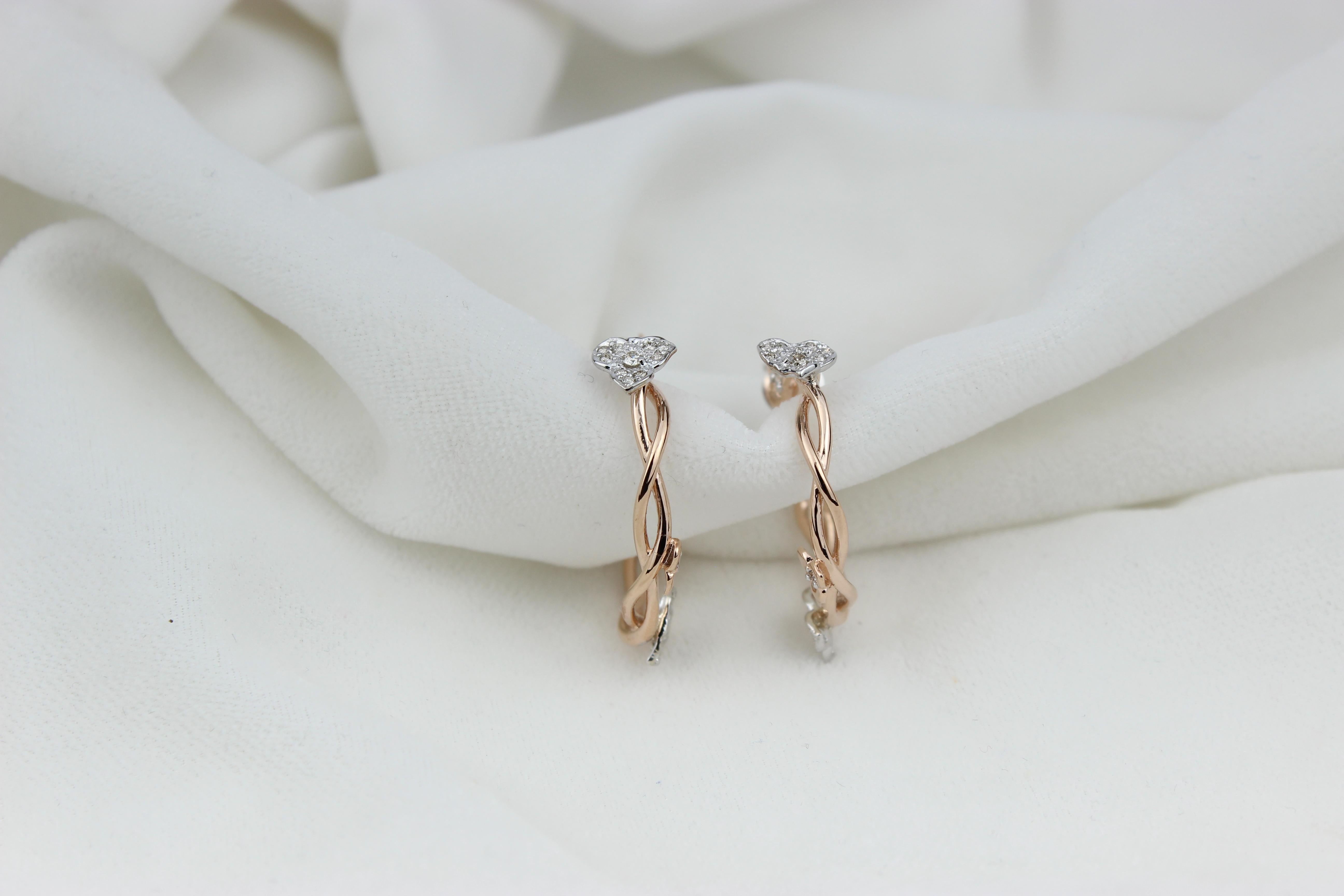 Orecchini a cerchio con diamanti in oro massiccio 14K (certificati) in vendita 2