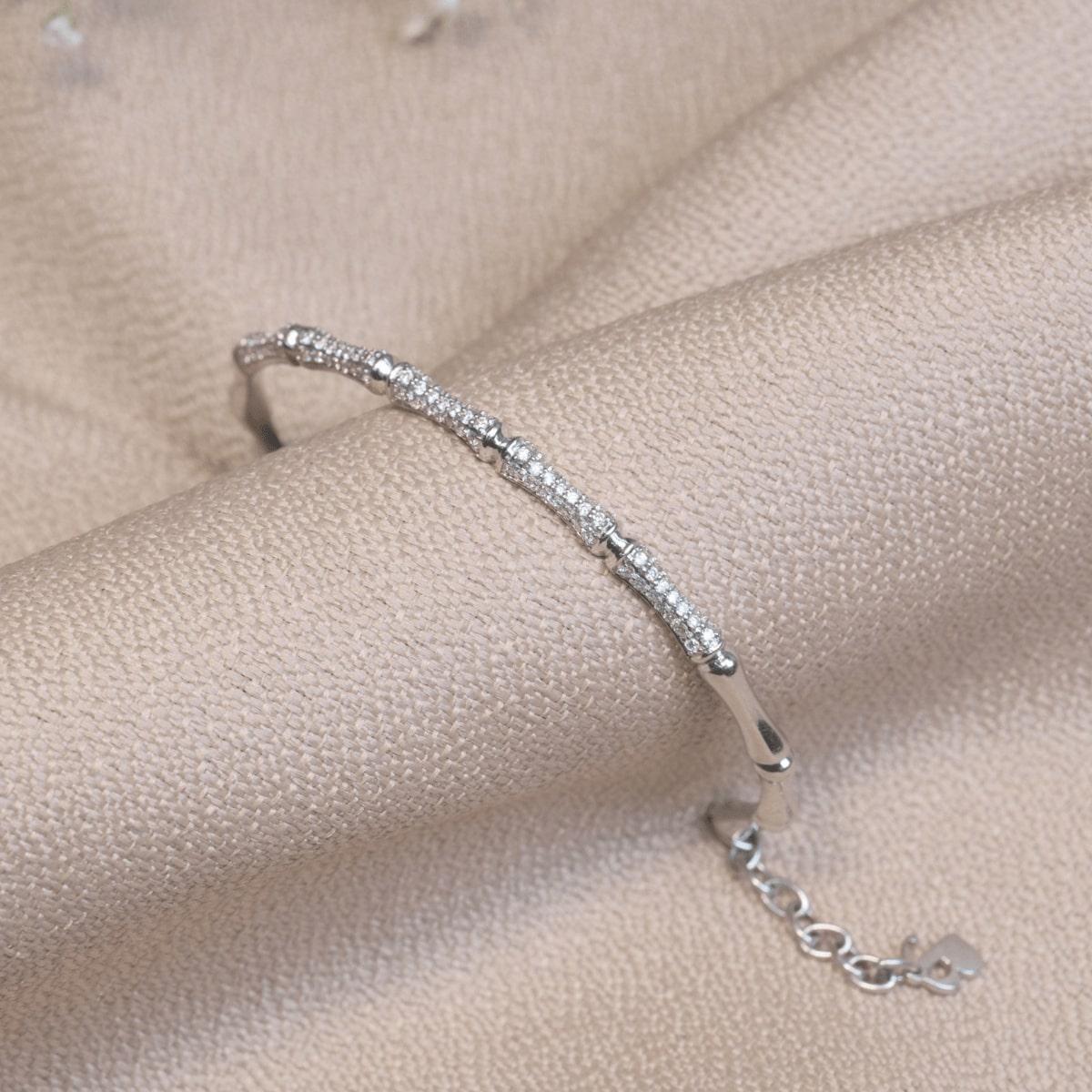 Bracciale Bamboo Diamond in oro massiccio 14K (certificato) in vendita 2