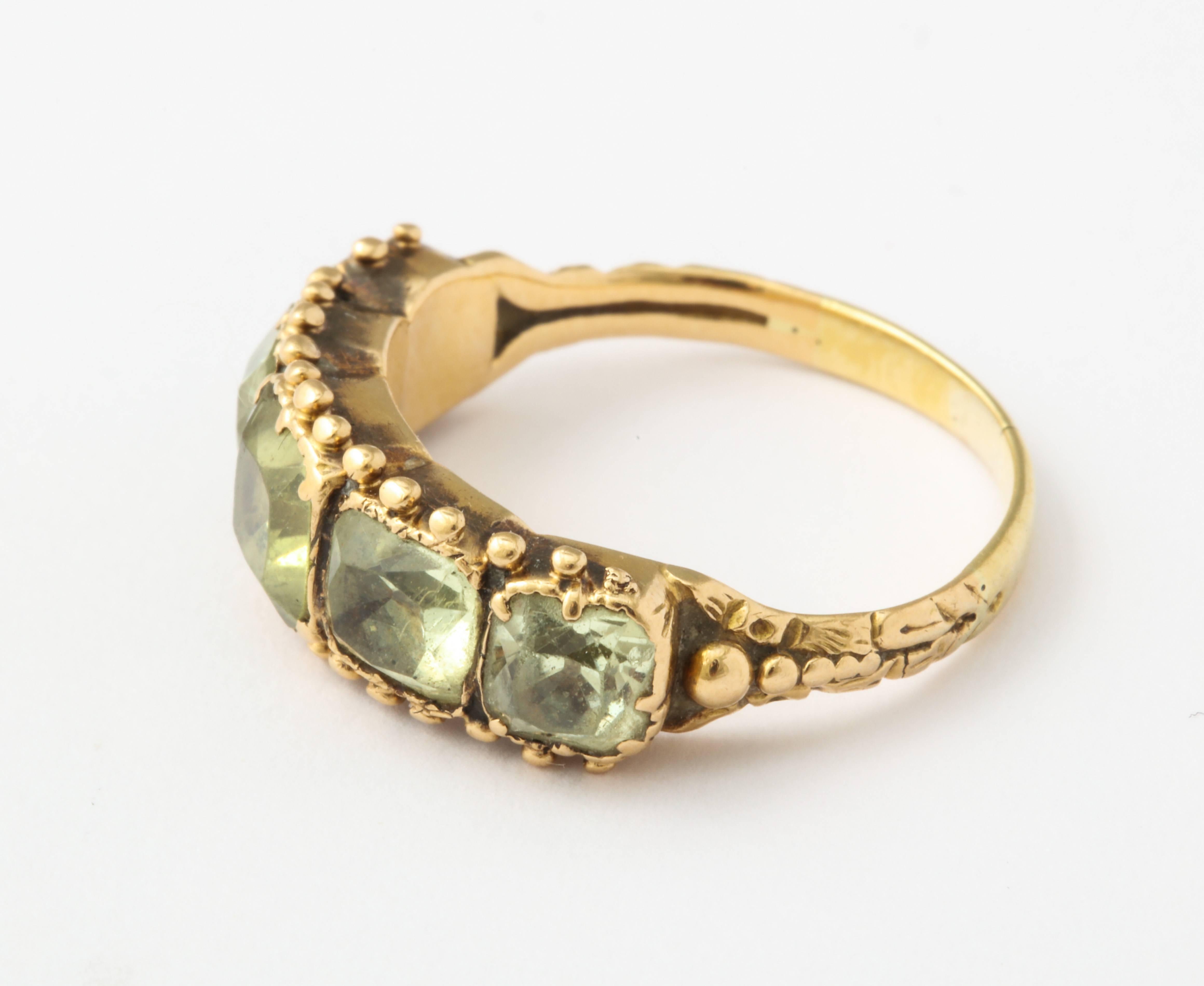 Women's or Men's Five Square Cut Chrysolite Gold Band Ring 