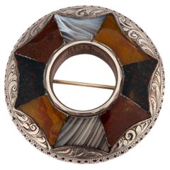 Antique Victorian Scottish Agate Brooch with Agates c. 1860-80