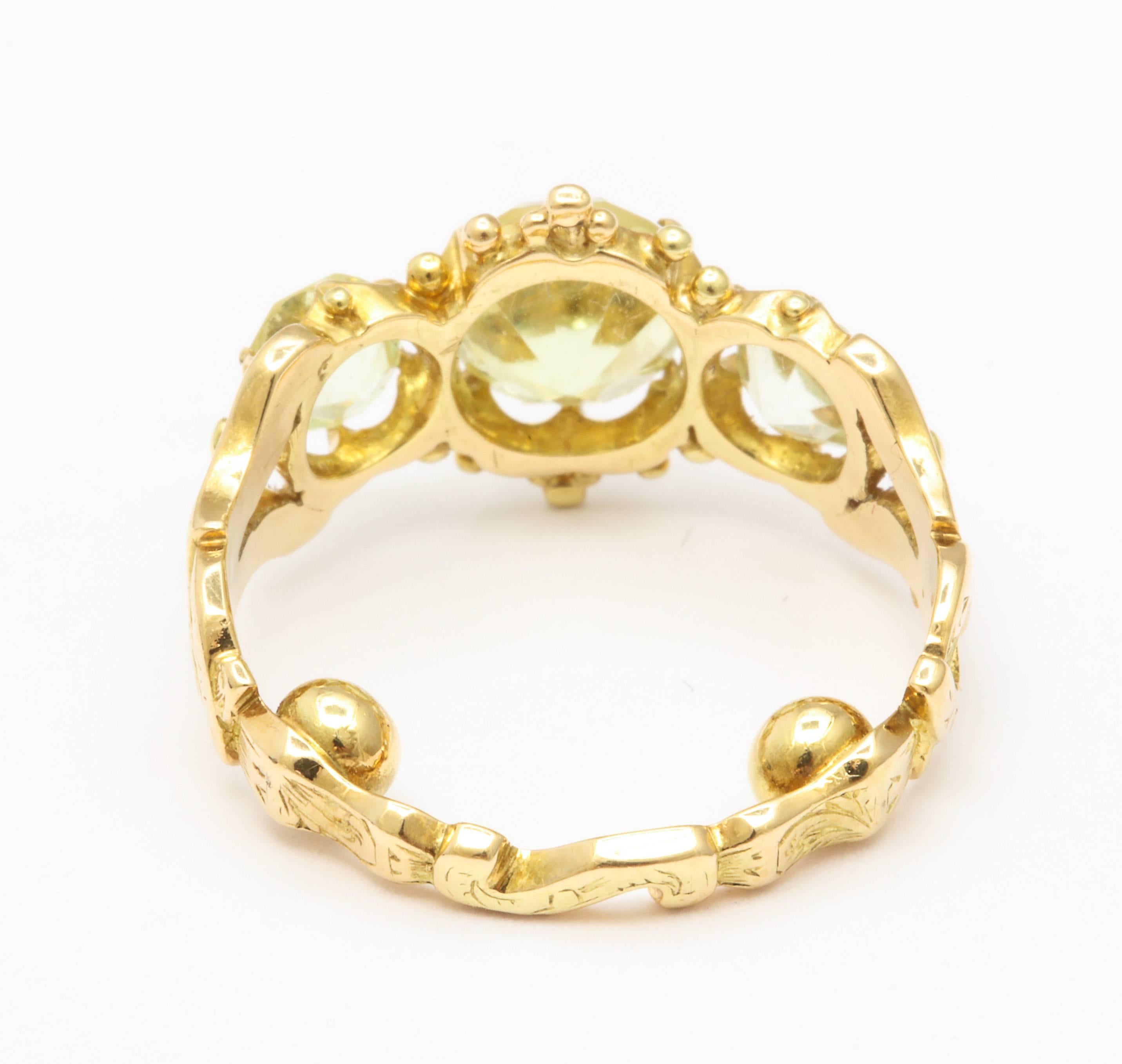 Women's Regency Old Mine Chrysolite Gold Ring