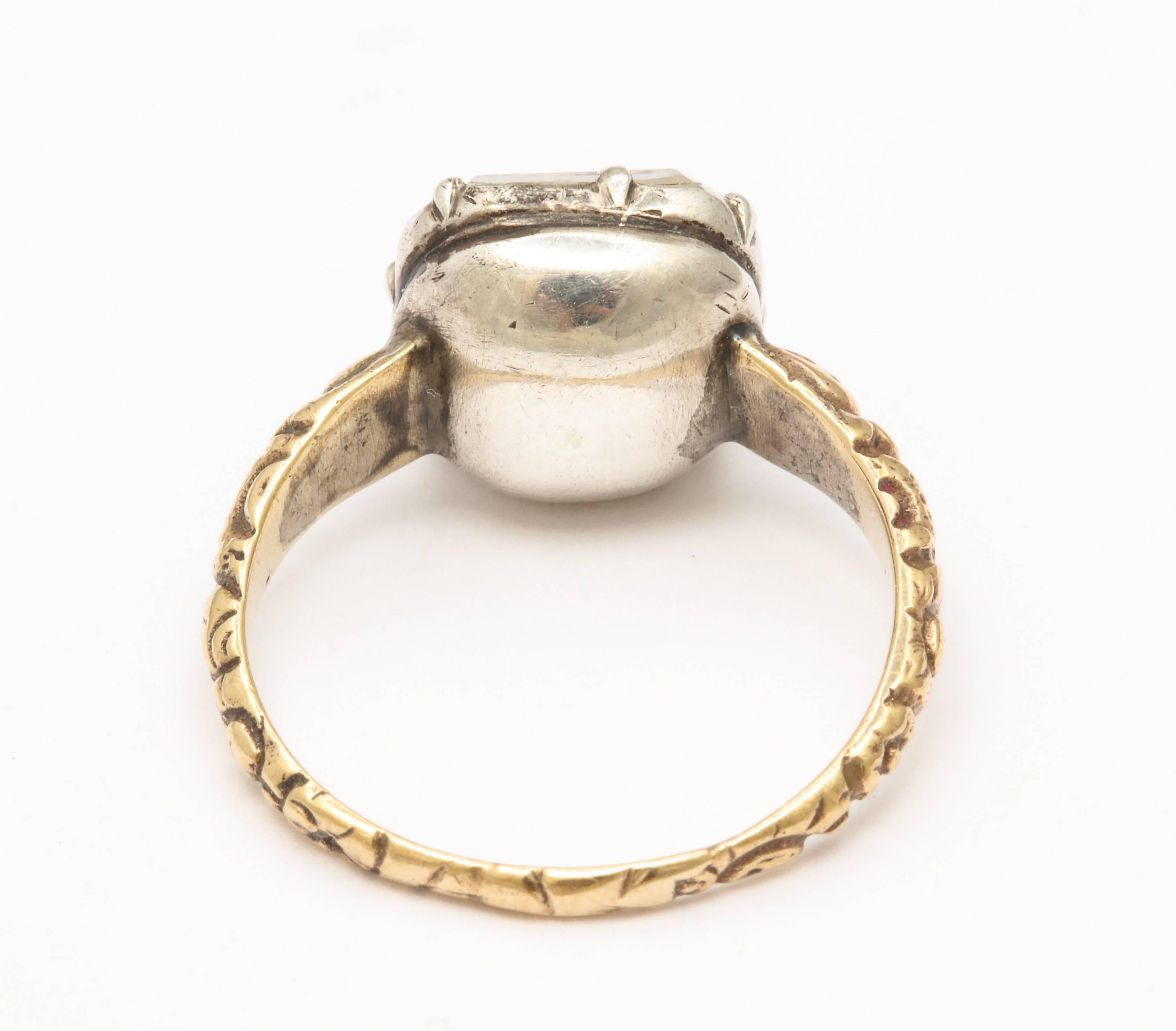 18th Century Stuart Crystal Ring, 15 Karat Gold, Great Britain In Excellent Condition In Stamford, CT