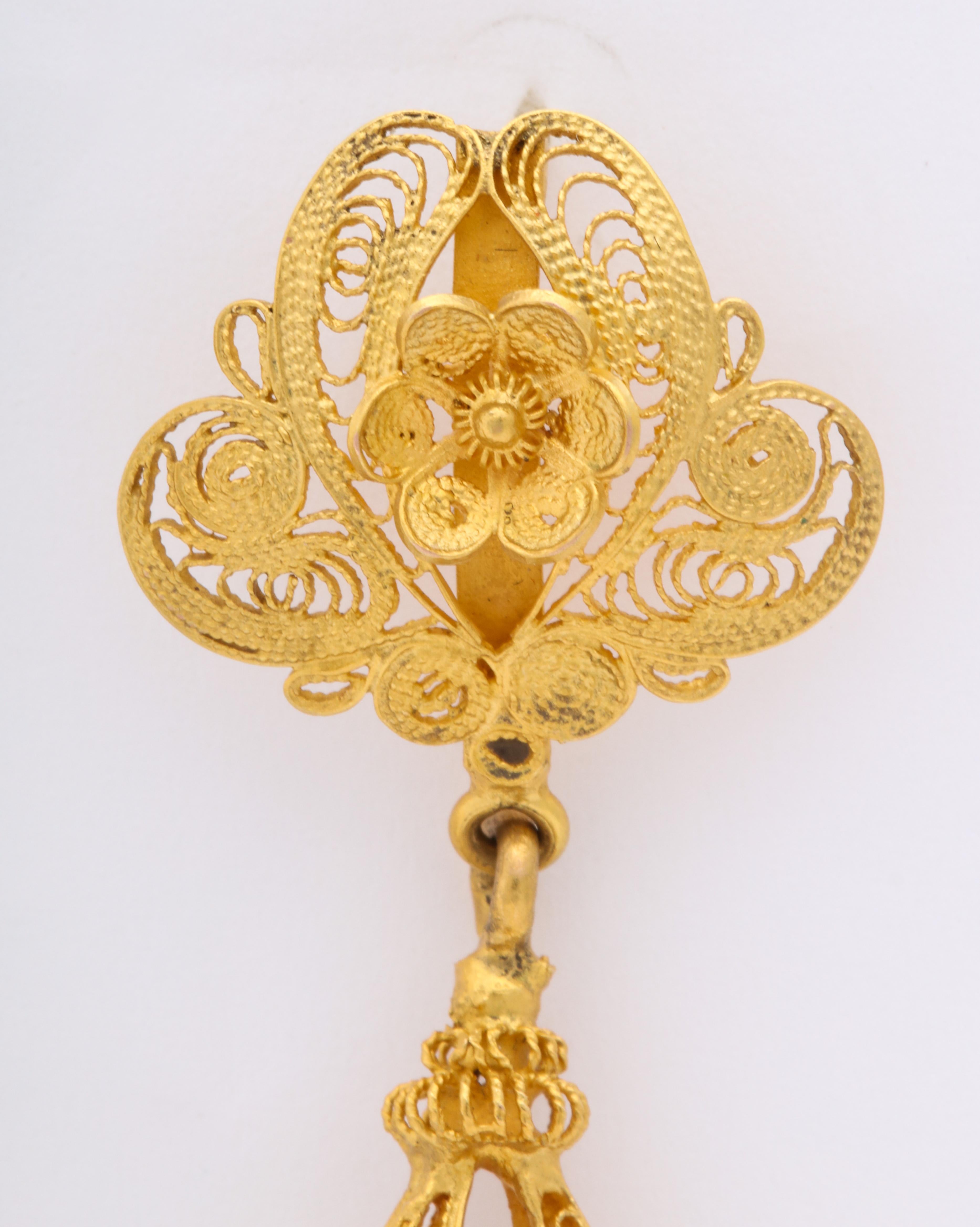 Antike georgische Goldfiligran-Ohrringe im Zustand „Hervorragend“ in Stamford, CT