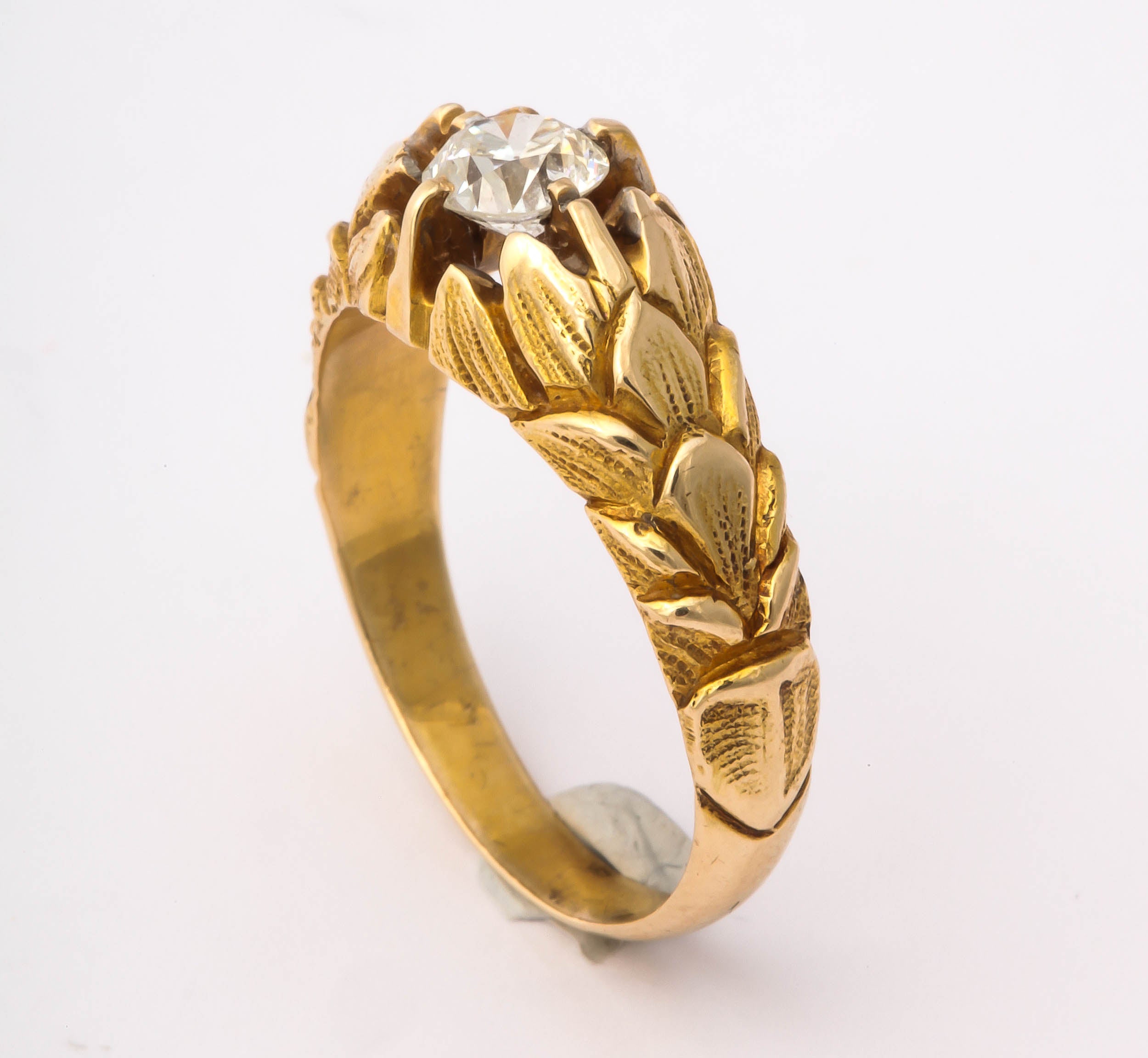 The Glory of an Art Nouveau Gold and Diamond Ring In Excellent Condition In Stamford, CT