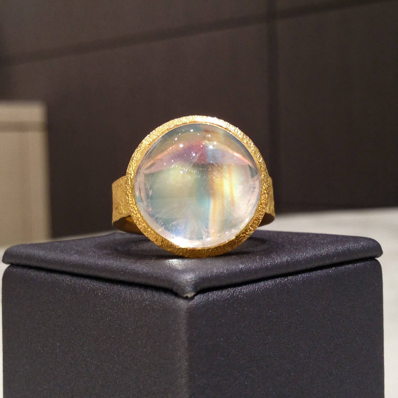 Devta Doolan Exceptional Quality Rainbow Moonstone Gold Ring 1