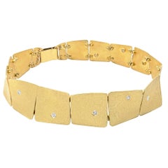 Enric Majoral White Diamond Embedded Gold Waves Link Bracelet, Spain 9