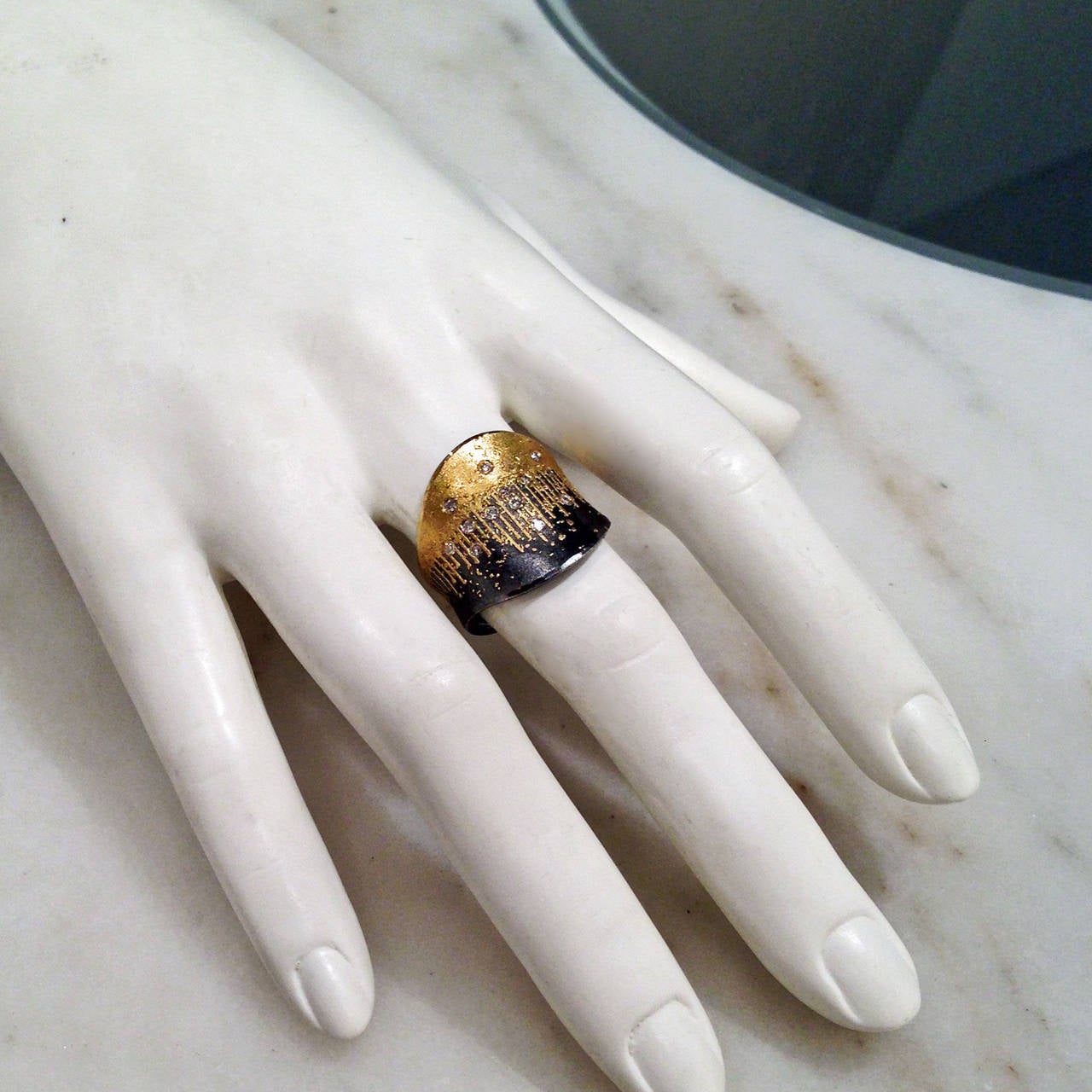 Einzigartiger Atelier Zobel Diamant-Silber-Gold-Drizzle-Ring im Zustand „Neu“ in Dallas, TX