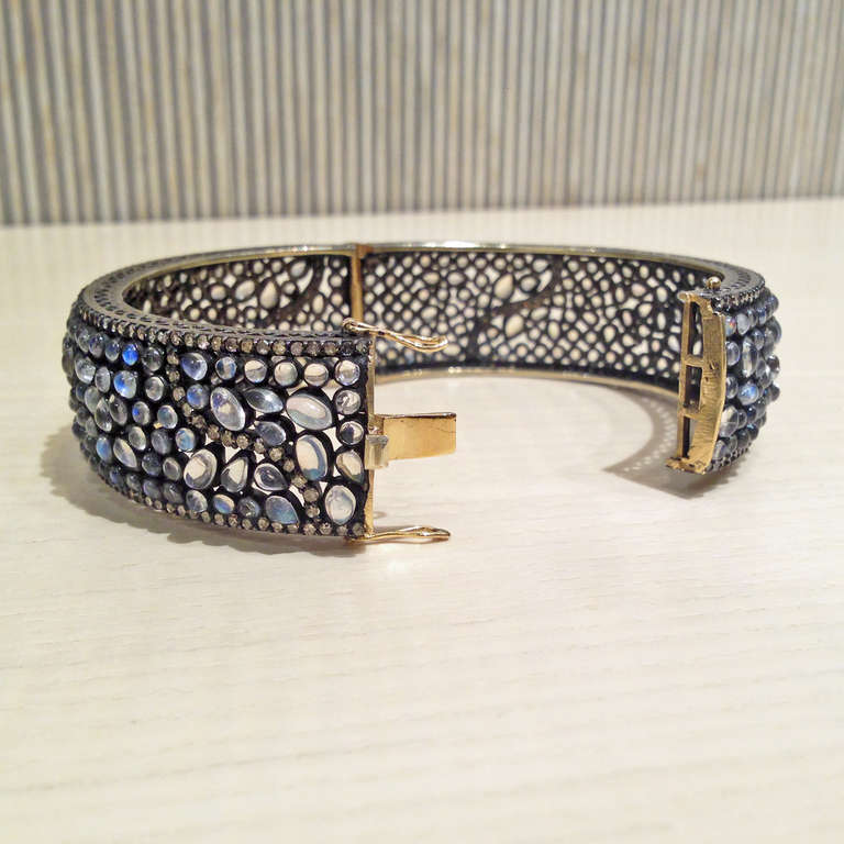 Lauren Harper Blue Moonstone Diamond Silver Gold Bubble Cuff Bracelet In New Condition In Dallas, TX