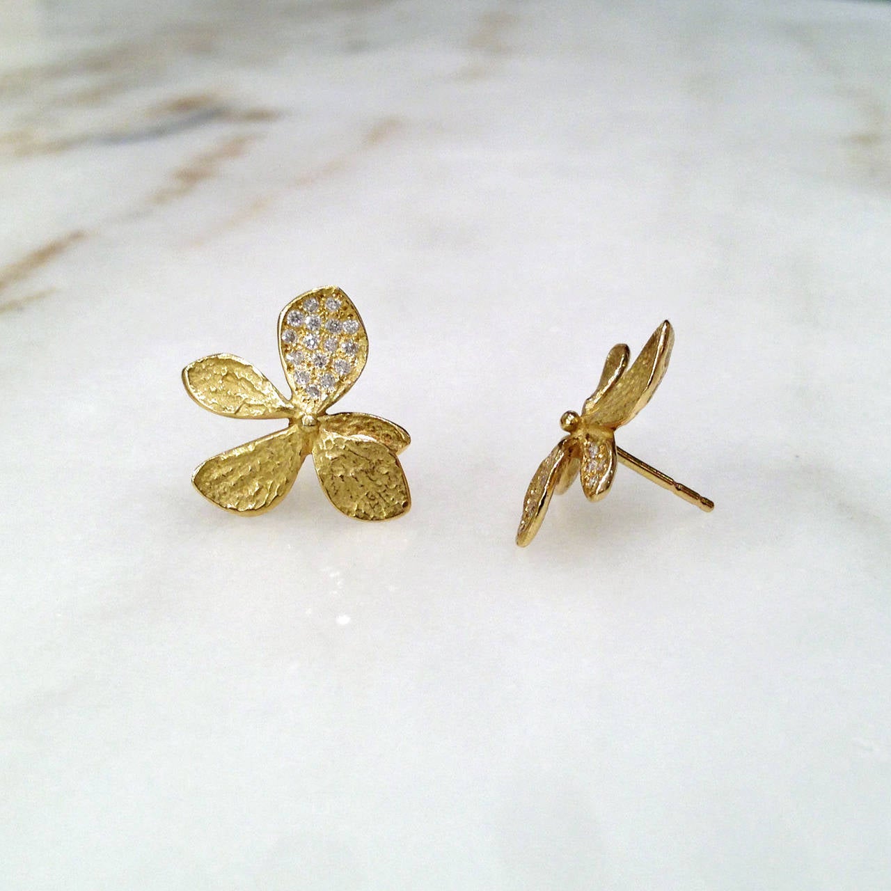  Pave Diamond Matte Gold Hydrangea Stud Earrings For Sale at 1stdibs