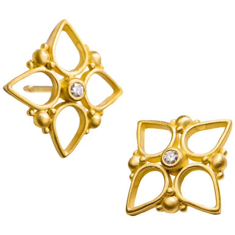 Cottonwood Diamond Gold Stud Earrings at 1stDibs
