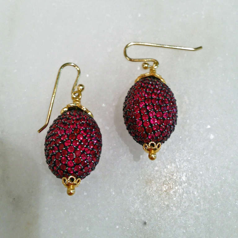 Pave Ruby Gold Drop Earrings In New Condition In Dallas, TX