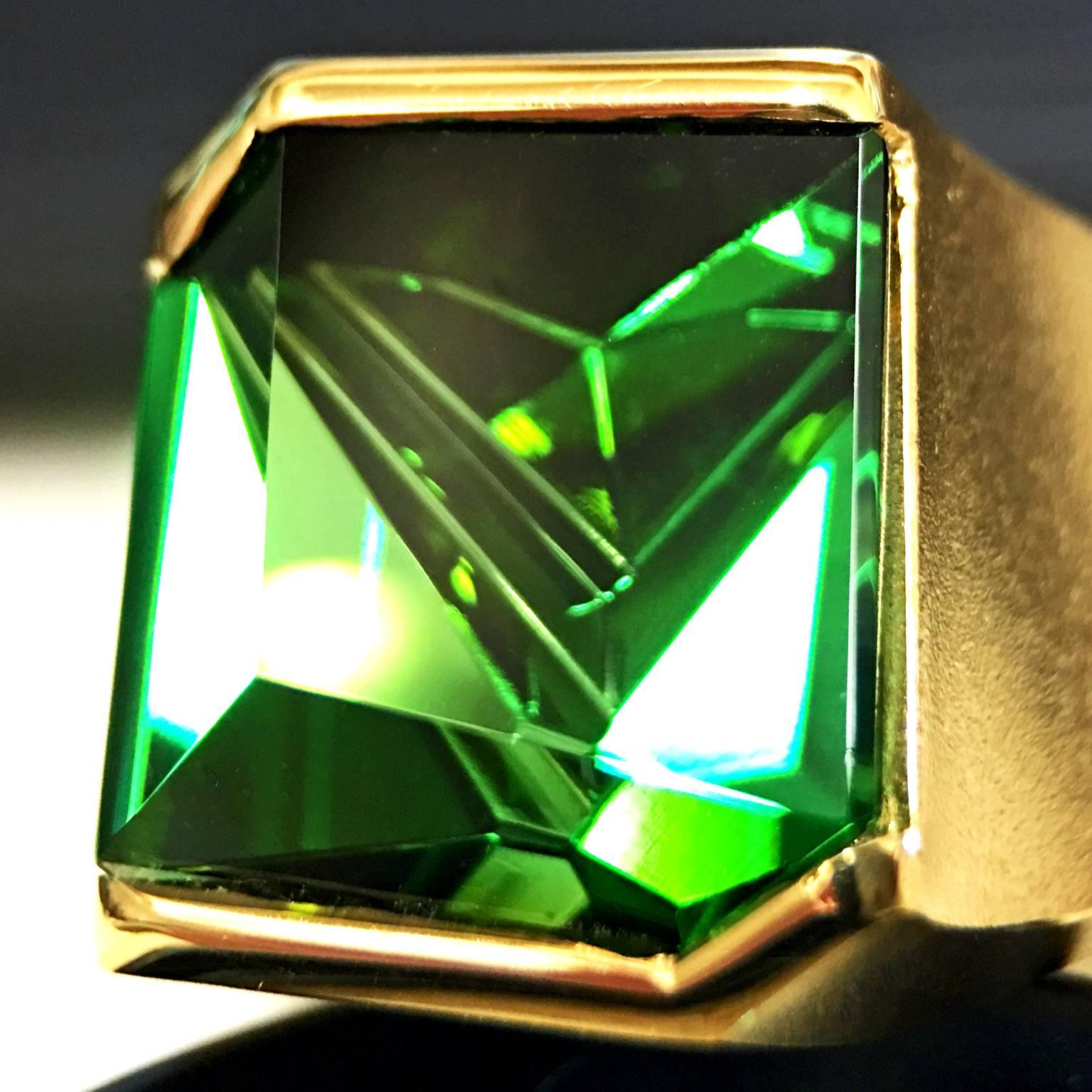 Artisan Atelier Munsteiner Abstract Cut Green Tourmaline Gold Ring