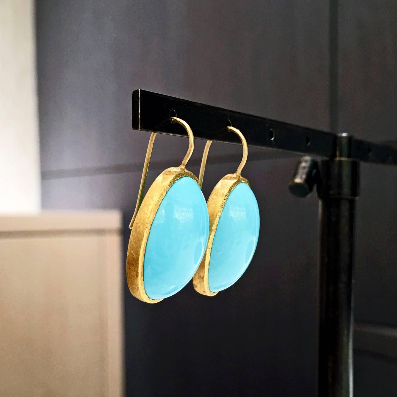 2016 Devta Doolan Oval Persian Turquoise Cabochon Gold Handmade Drop Earrings In New Condition In Dallas, TX