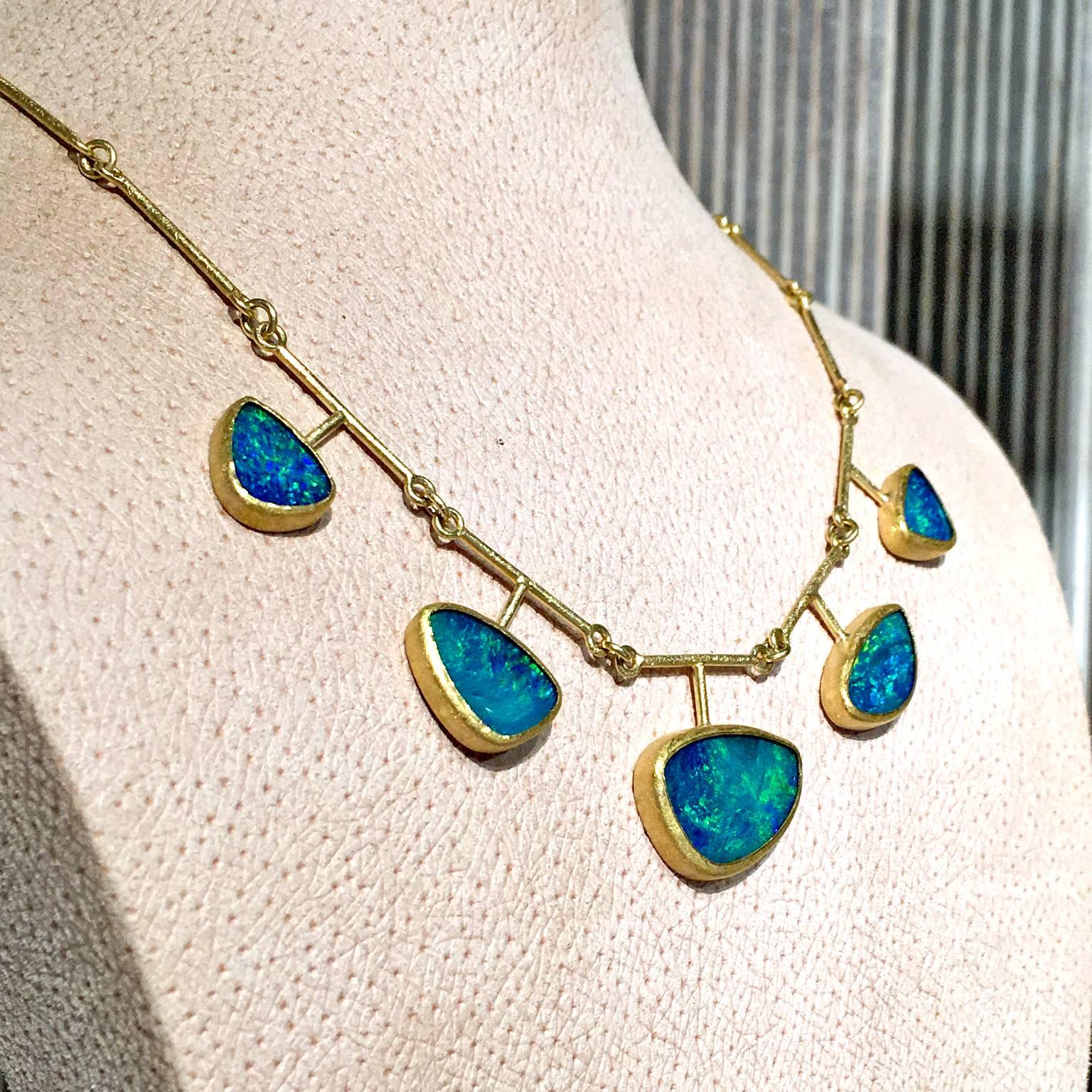 Petra Class Green Flash Blue Opal Five Element Handmade Link Gold Necklace In New Condition In Dallas, TX