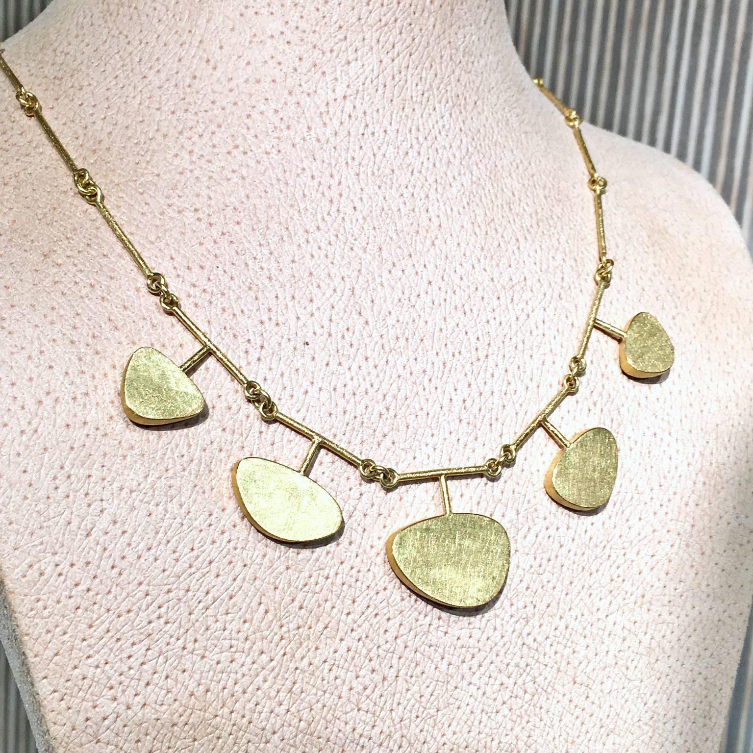 Women's Petra Class Green Flash Blue Opal Five Element Handmade Link Gold Necklace