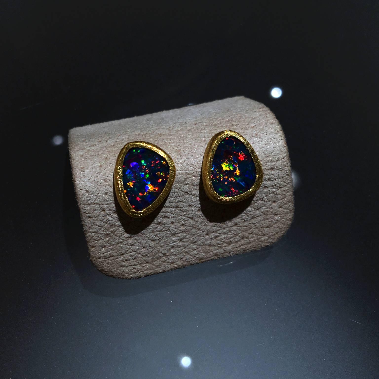 Artisan Devta Doolan Vibrant Red Fire Blue Violet Opal Doublet Gold Stud Earrings