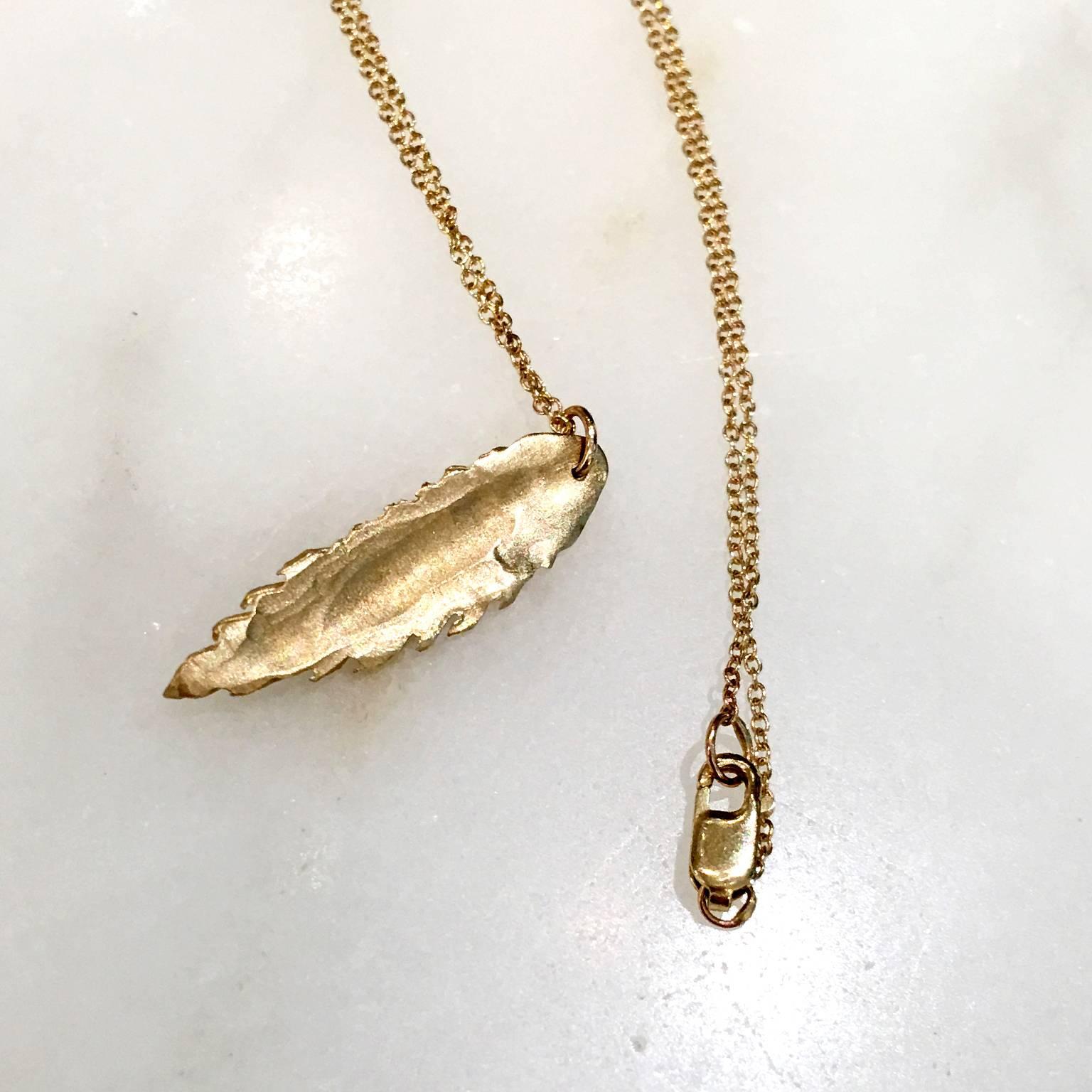 White Diamond Matte Gold Organic Fern Pendant Handmade Necklace In New Condition In Dallas, TX
