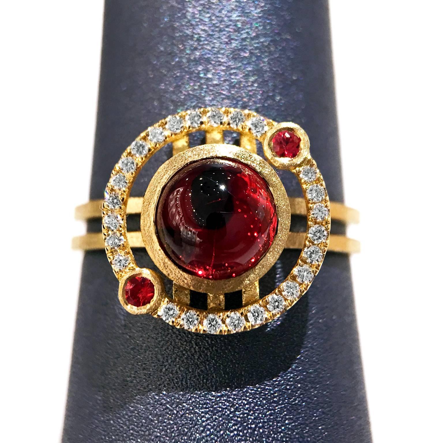Round Cut Red Garnet Orange Sapphire Diamond Reflective Gold Handmade Nova Ring