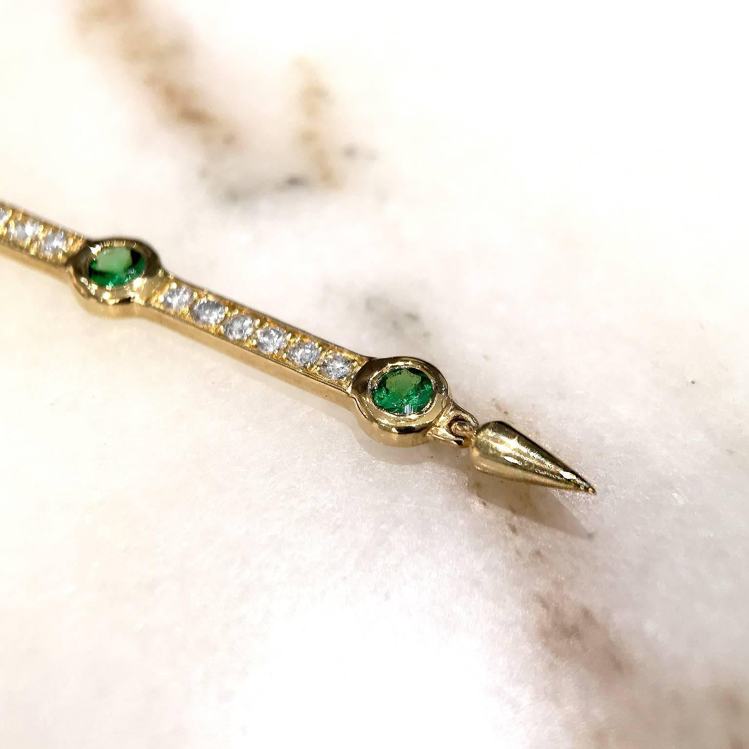 Tsavorite Garnet Diamond Gold Dagger Drop Pendant Necklace In New Condition In Dallas, TX