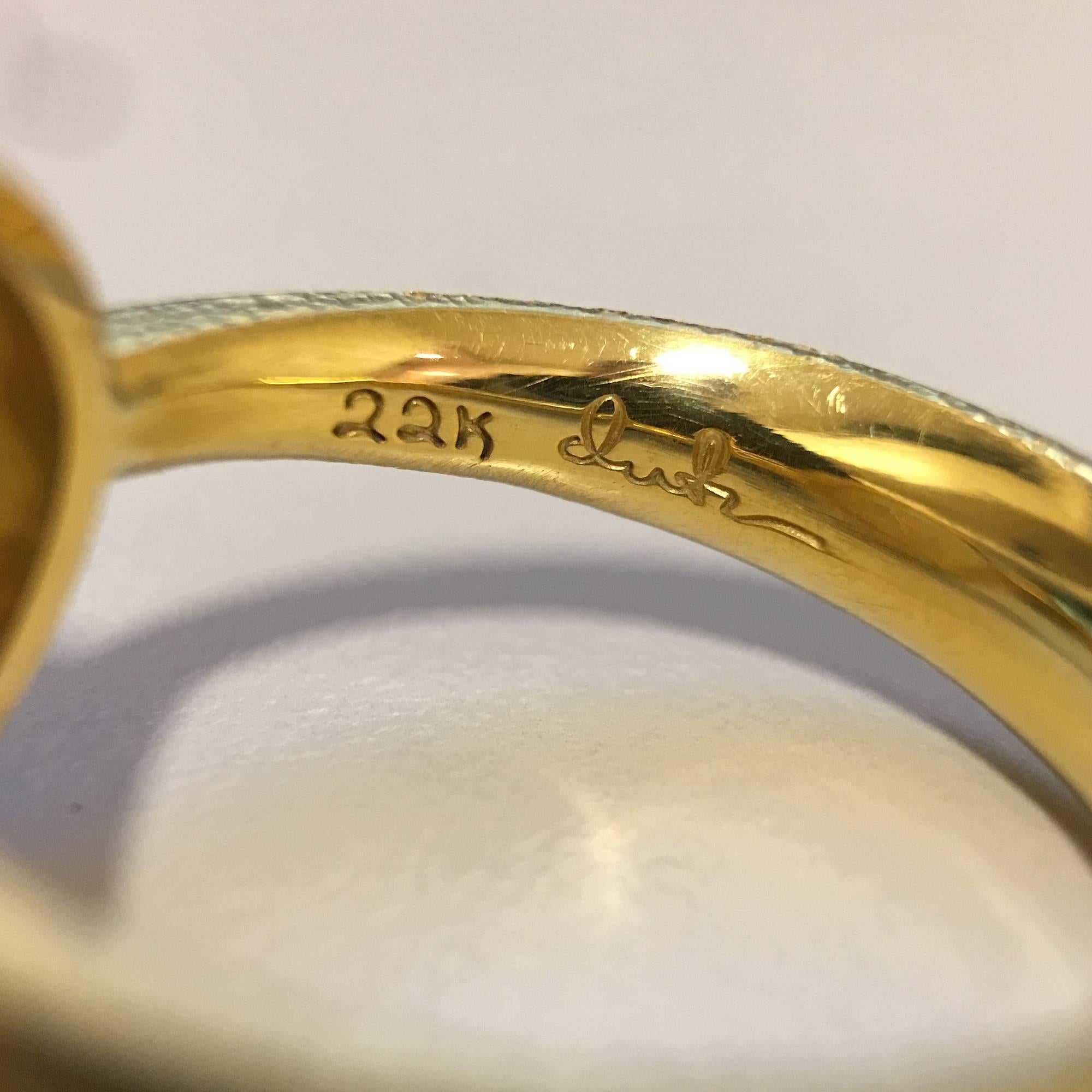 Devta Doolan Otherworldly Rainbow Flash White Opal Handmade Textured Gold Ring In New Condition In Dallas, TX