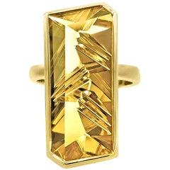 Atelier Munsteiner Vivid Fancy Cut Golden Beryl One of a Kind Vertical Bar Ring