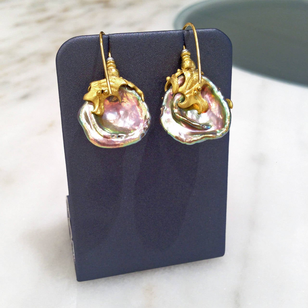 Lilly Fitzgerald Baroque Chinese Freshwater Pink Pearl Gold Earrings In New Condition In Dallas, TX