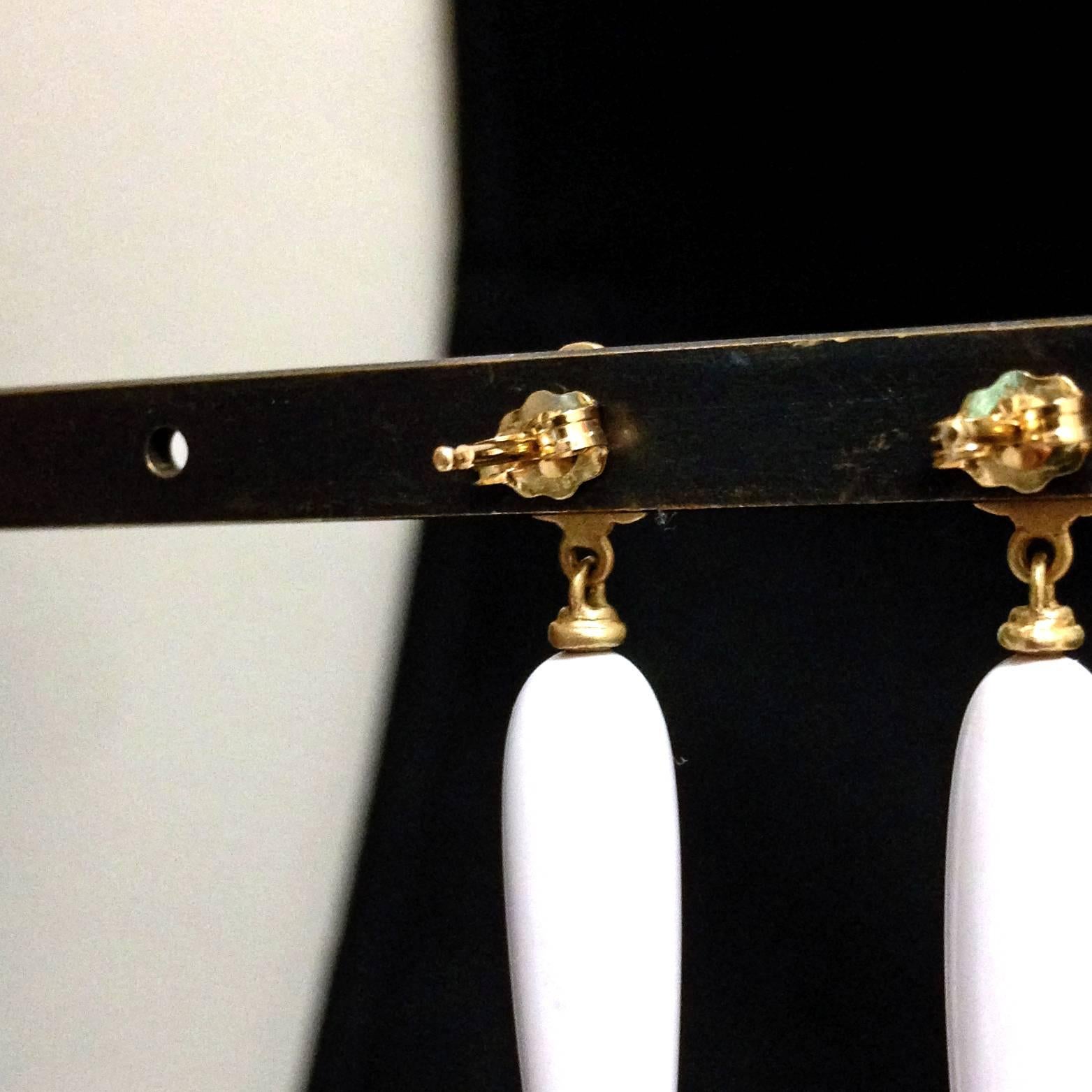 Geoffrey Good White Agate Diamond Matte Gold Drop Earrings In New Condition In Dallas, TX