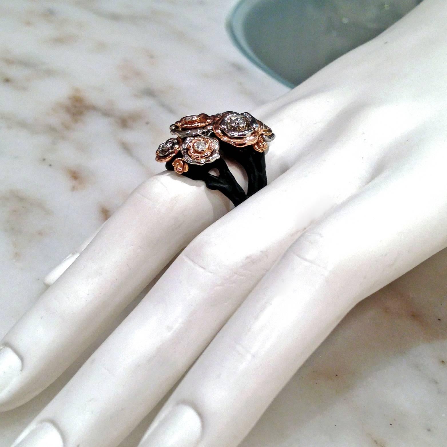 Sarah Graham Diamond Steel Gold Bee Cluster Ring In New Condition In Dallas, TX