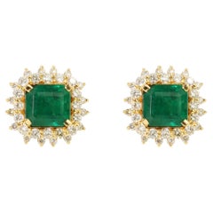 Orecchino con smeraldo dello Zambia e diamante naturale da 4 carati in oro massiccio 18 carati
