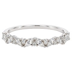 Bague demi-éternité en or blanc 18 carats, sertie d'un diamant naturel taille marquise de 0,37 ct