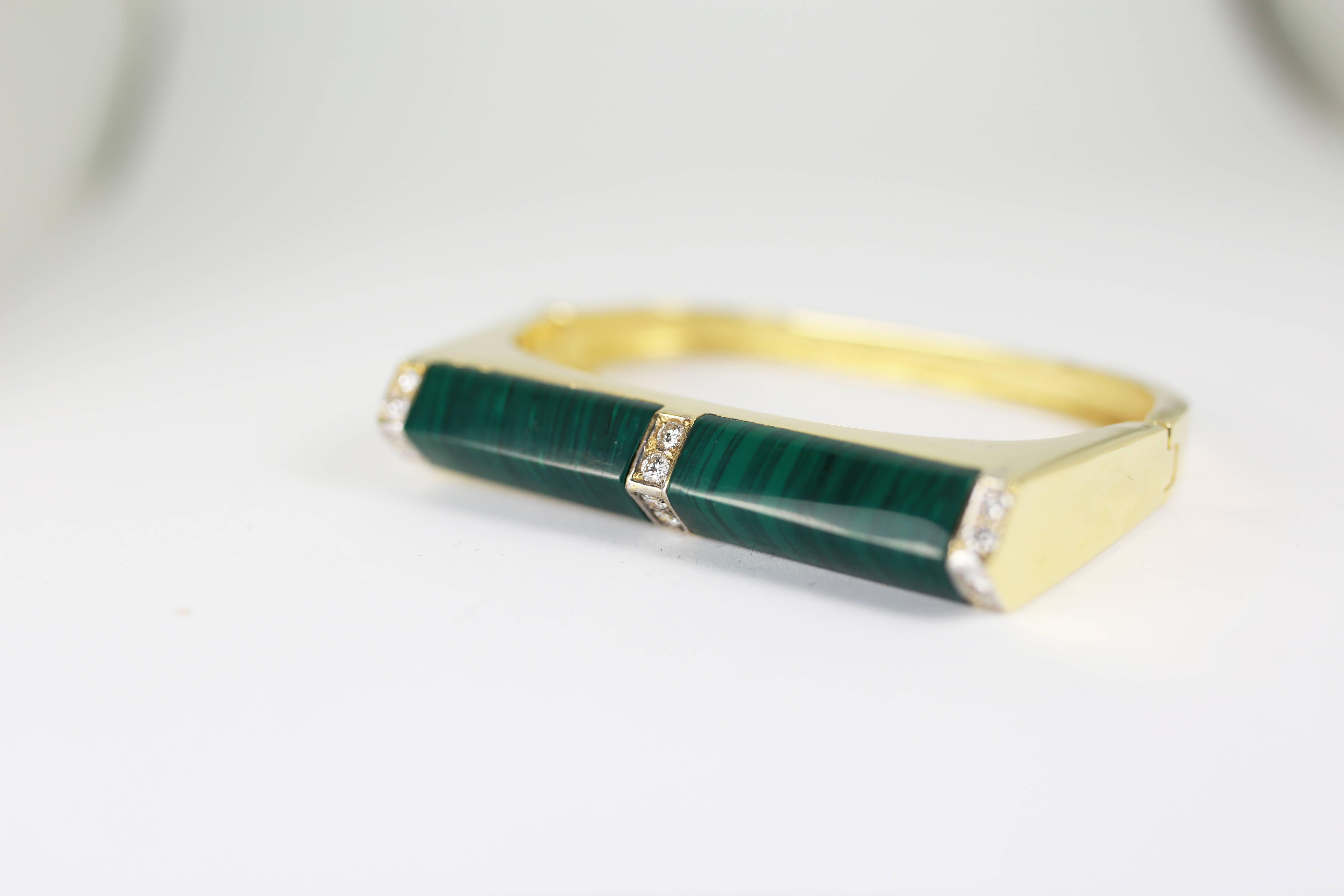 Modern Malachite and Diamond 18 Karat Gold Cuff For Sale