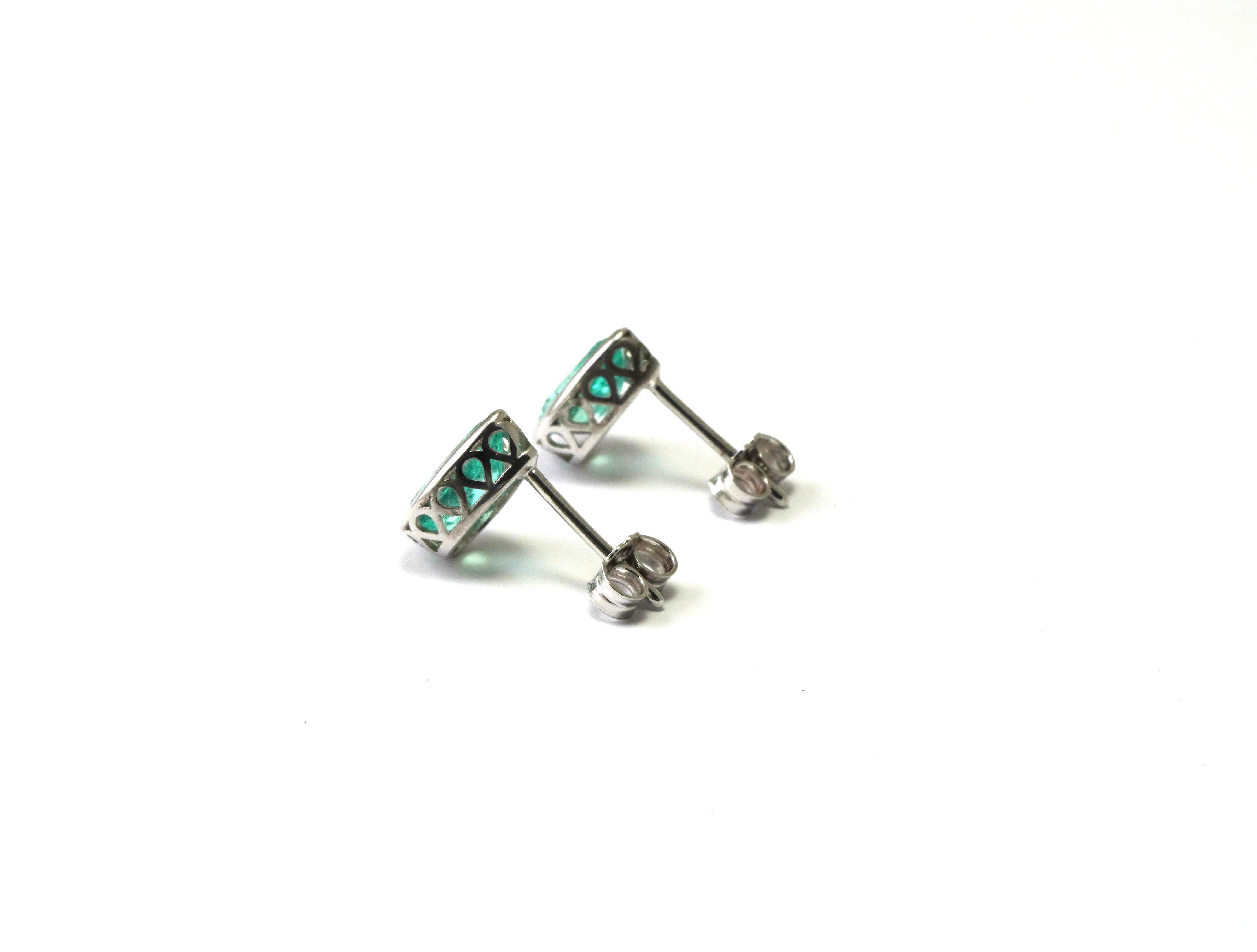 Boucles d'oreilles en or blanc 14 carats - Émeraude de Colombie Neuf - En vente à София, BG