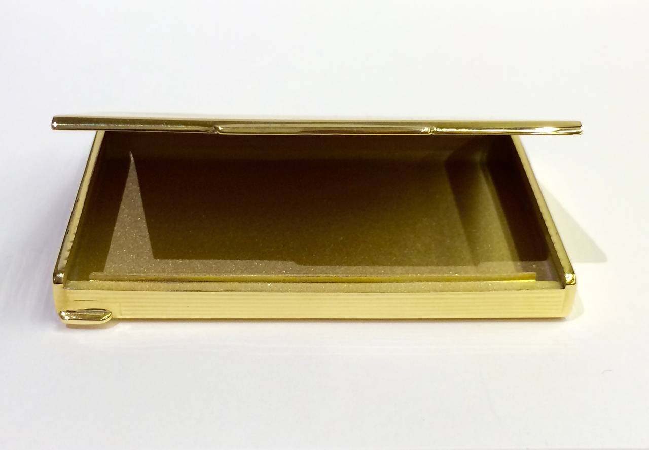 Gold Cigarette Case In Excellent Condition For Sale In Ottawa, Ontario