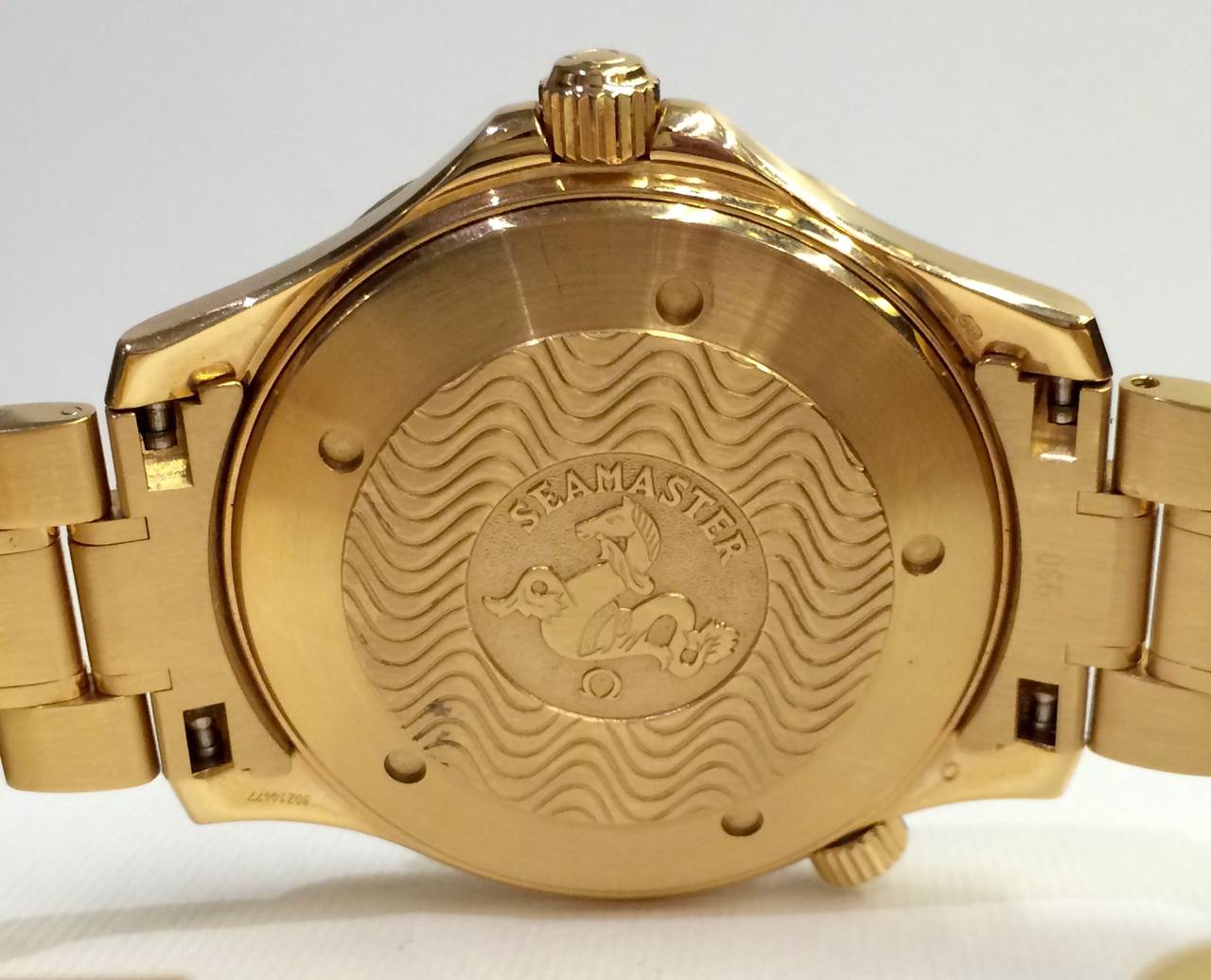 Omega Rose Gold Seamaster Professional Chronometer Wristwatch 3