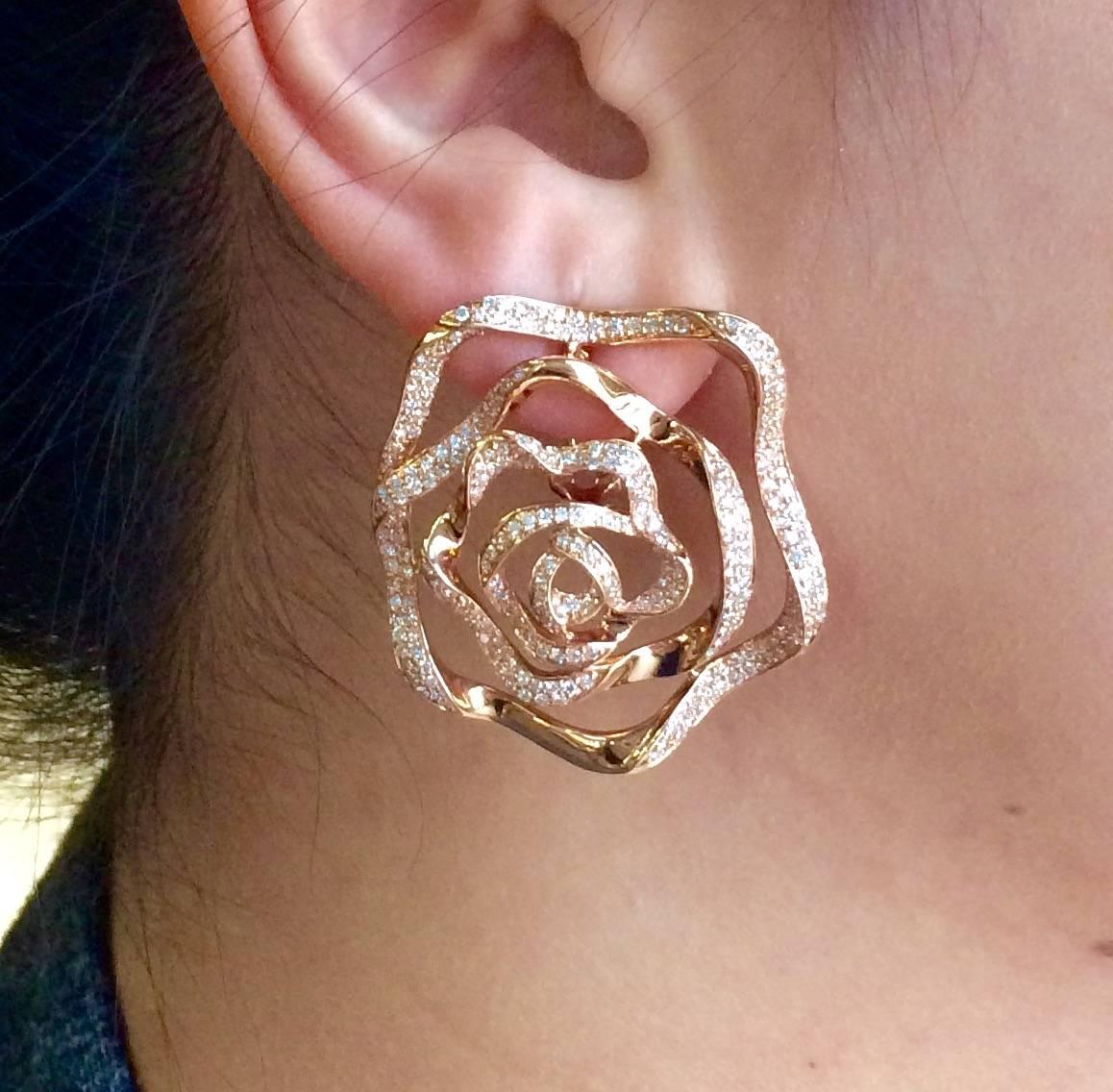 earrings with diamonds in 18 kt pink rose flower leafs