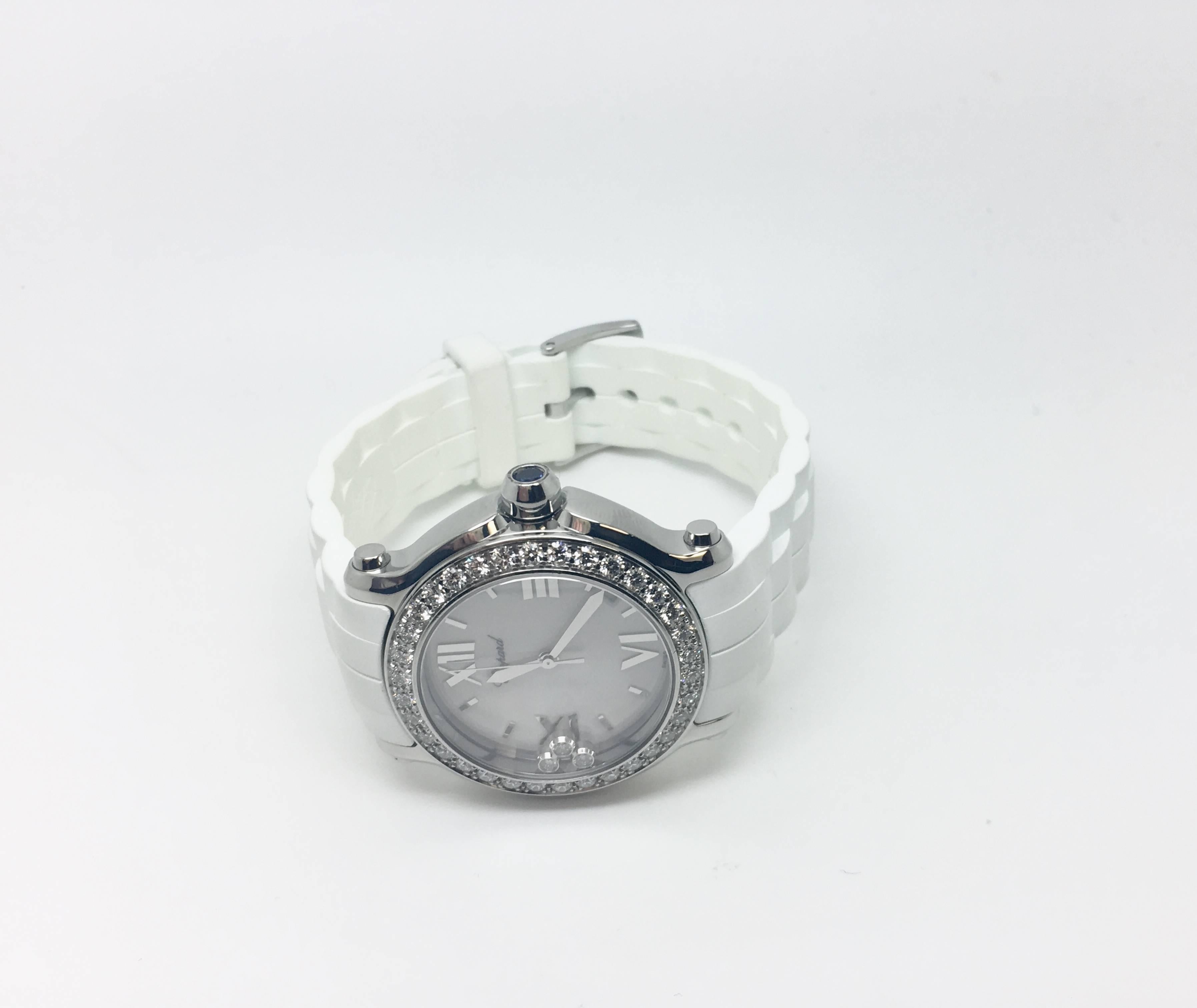 Round Cut Chopard Ladies Stainless Steel Quartz Happy Sport Wristwatch For Sale
